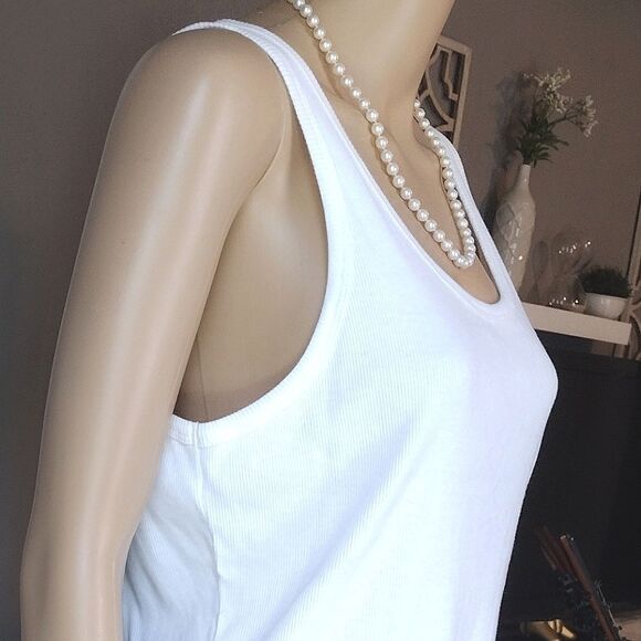 Two Tank Tops, Women's Size XL Josephine Chaus (Black) and Talbots (White) Tanks - Picture 12 of 16